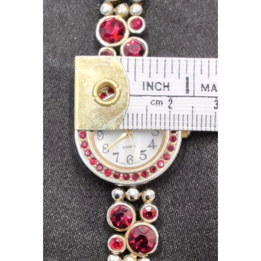 Vintage Geneva Watch Women's Round Silver Tone Red Crystals Inset MOP #W5156